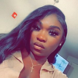 Meet your Posher, Keshae